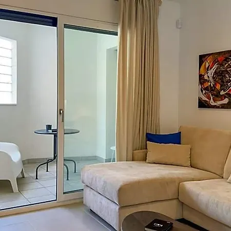 By Olala Homes Διαμέρισμα Καλέλα