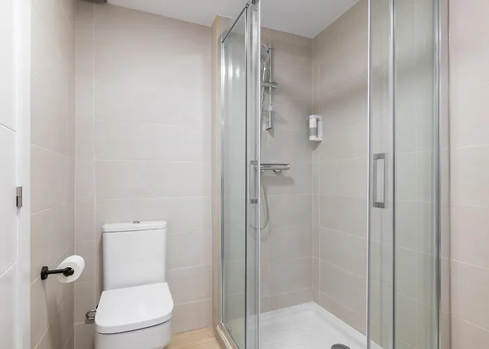 By Olala Homes 아파트